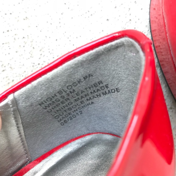 Kenneth Cole Heels - Picture 5 of 7